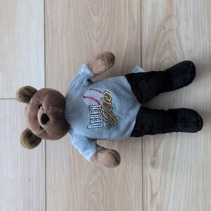 Derek Jeter Bammer Ball 535/5000 stuffed bear